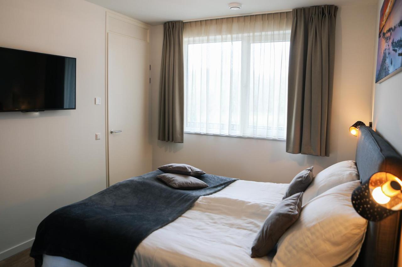 Luxe 4 Persoons Appartement In Residence Marina Kamperland 2C エクステリア 写真